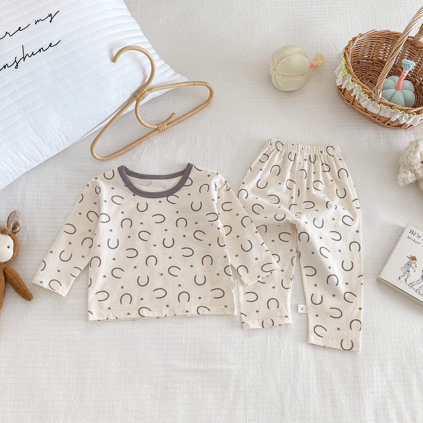 Autumn New Baby Full Print Home Wear Set, Cartoon Top and Long Pants Two-Piece Set Fashion